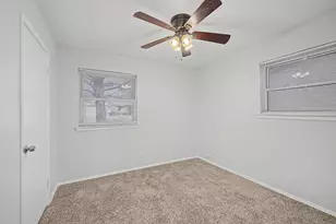 313 NW Jayellen Ave, Burleson, TX 76028 - Photo 18