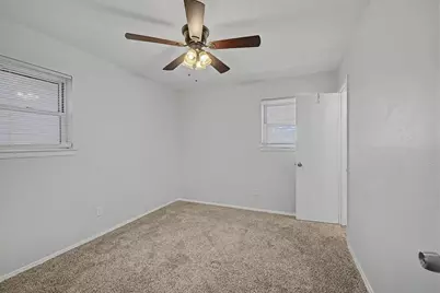 313 NW Jayellen Avenue, Burleson, TX 76028 - Photo 20