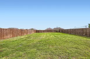 1001 Alton Dr, Aubrey, TX 76227 - Photo 26