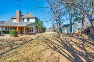 2604 Heather Brook Ct, Bedford, TX 76021 - Photo 2