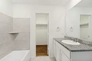 9017 Thrasher Trl, McKinney, TX 75071 - Photo 16