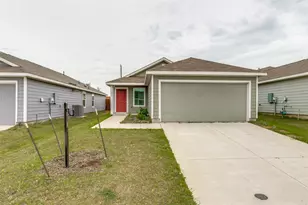 9017 Thrasher Trl, McKinney, TX 75071 - Photo 2