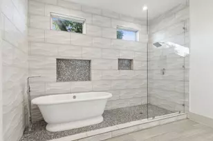 1018 S Waverly Dr, Dallas, TX 75208 - Photo 18