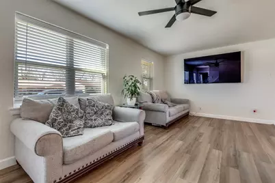 2736 Larchmont Drive, Mesquite, TX 75150 - Photo 2