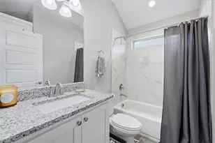 2209 N Hickory St, Sherman, TX 75092 - Photo 16