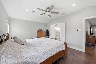 2209 N Hickory St, Sherman, TX 75092 - Photo 10