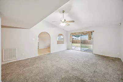 317 E Grenoble Drive, Grand Prairie, TX 75052 - Photo 12