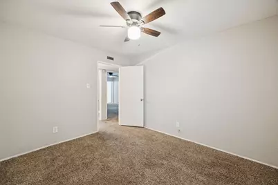 317 E Grenoble Drive, Grand Prairie, TX 75052 - Photo 16