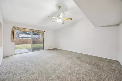 317 E Grenoble Drive, Grand Prairie, TX 75052 - Photo 4