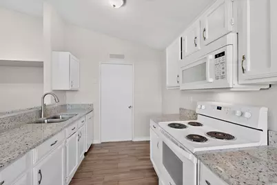 4629 Chapman Street, The Colony, TX 75056 - Photo 8