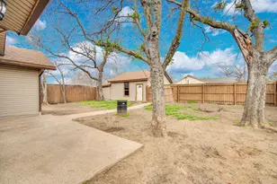 200 W Davis Ave, Alvarado, TX 76009 - Photo 26