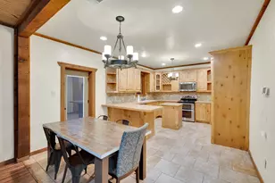 200 W Davis Ave, Alvarado, TX 76009 - Photo 8