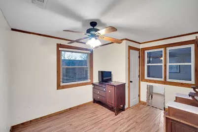 200 W Davis Avenue, Alvarado, TX 76009 - Photo 16