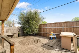 6700 Oriole Ct, Haltom City, TX 76137 - Photo 22