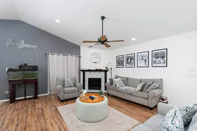 6700 Oriole Court, Haltom City, TX 76137 - Photo 6