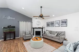 6700 Oriole Ct, Haltom City, TX 76137 - Photo 6