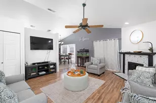 6700 Oriole Ct, Haltom City, TX 76137 - Photo 2