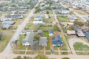 207 S Flint St, Breckenridge, TX 76424 - Photo 26