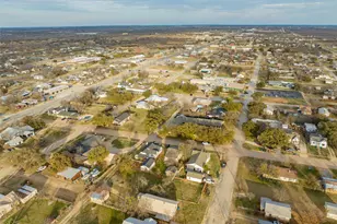 207 S Flint St, Breckenridge, TX 76424 - Photo 30