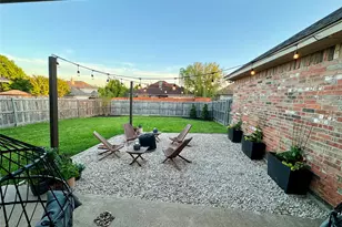 206 Red Wolf Ln, Red Oak, TX 75154 - Photo 16