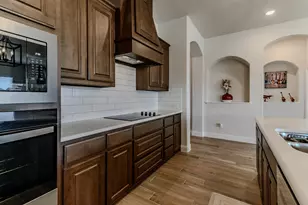 12729 Caliber Dr, Godley, TX 76044 - Photo 2