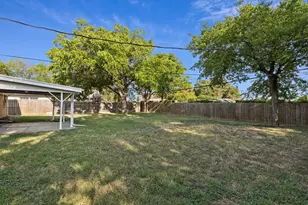 7009 Corona Dr, Haltom City, TX 76180 - Photo 24