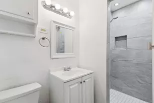 7009 Corona Dr, Haltom City, TX 76180 - Photo 18