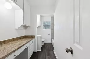 7009 Corona Dr, Haltom City, TX 76180 - Photo 14