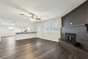 7009 Corona Dr, Haltom City, TX 76180 - Photo 8