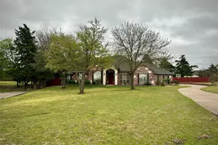 2610 Jakes Ct, Midlothian, TX 76065 - Photo 2