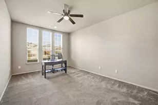 409 Crown Oaks Dr, Fort Worth, TX 76131 - Photo 16