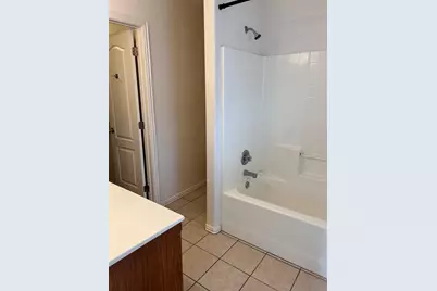 722 Rambling Court, Granbury, TX 76049 - Photo 4