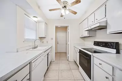 4509 Altamesa Boulevard #4511, Fort Worth, TX 76133 - Photo 4