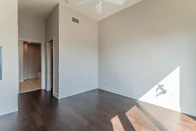 3100 W 7th Street #811, Fort Worth, TX 76107 - Photo 16