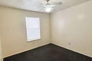 333 Ware Dr, Grand Prairie, TX 75051 - Photo 14