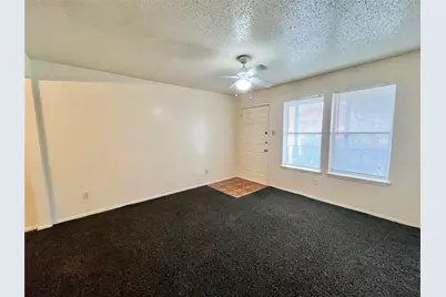 333 Ware Drive, Grand Prairie, TX 75051 - Photo 4