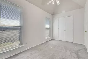 1815 Water Oak Dr, Lewisville, TX 75067 - Photo 14