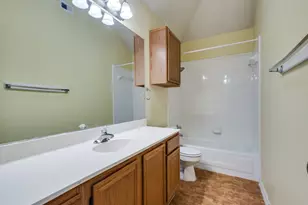 1815 Water Oak Dr, Lewisville, TX 75067 - Photo 18