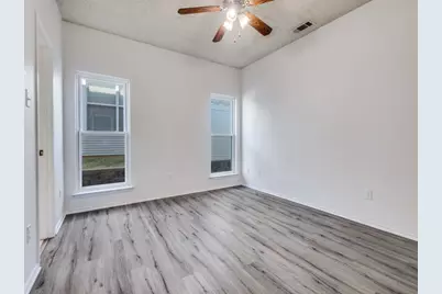 1815 Water Oak Drive, Lewisville, TX 75067 - Photo 12