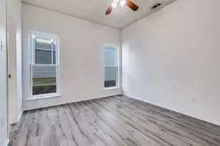 1815 Water Oak Dr, Lewisville, TX 75067 - Photo 12