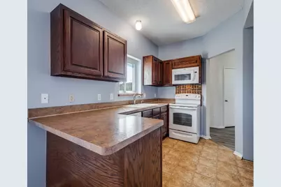 1815 Water Oak Drive, Lewisville, TX 75067 - Photo 8