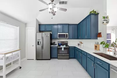 476 Willowlake Drive, Little Elm, TX 75068 - Photo 14