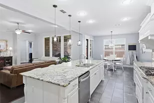 2817 Annandale Dr, Roanoke, TX 76262 - Photo 12