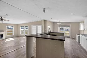 154 Firefly Dr, Springtown, TX 76082 - Photo 12