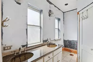 1409 Virginia Pl, Fort Worth, TX 76107 - Photo 12