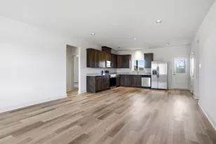 307 Railroad Ave, Sanger, TX 76266 - Photo 4