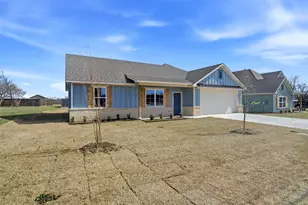 307 Railroad Ave, Sanger, TX 76266 - Photo 2