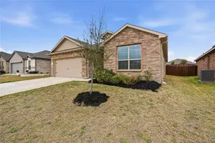 5232 Boulder Vly Dr, Fort Worth, TX 76179 - Photo 2