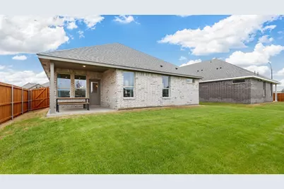 110 Stanton Avenue, Rhome, TX 76078 - Photo 36