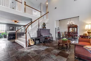 3932 Harrison Ct, Carrollton, TX 75010 - Photo 2